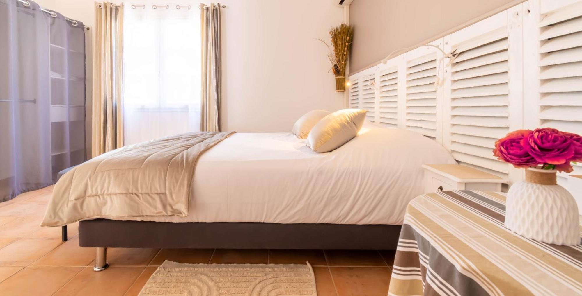 La Maison Du Castellet 르카스틀레 외부 사진