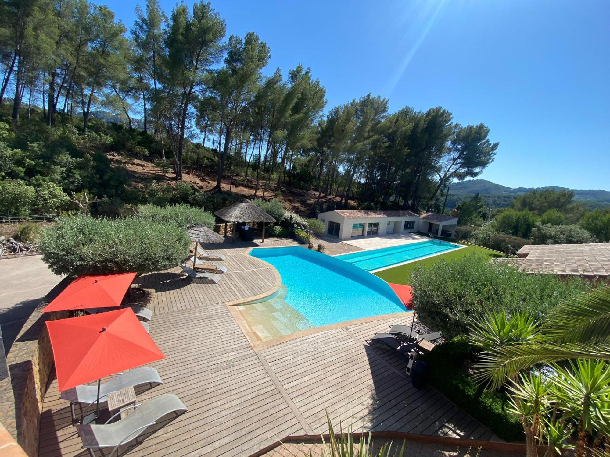 La Maison Du Castellet 르카스틀레 외부 사진