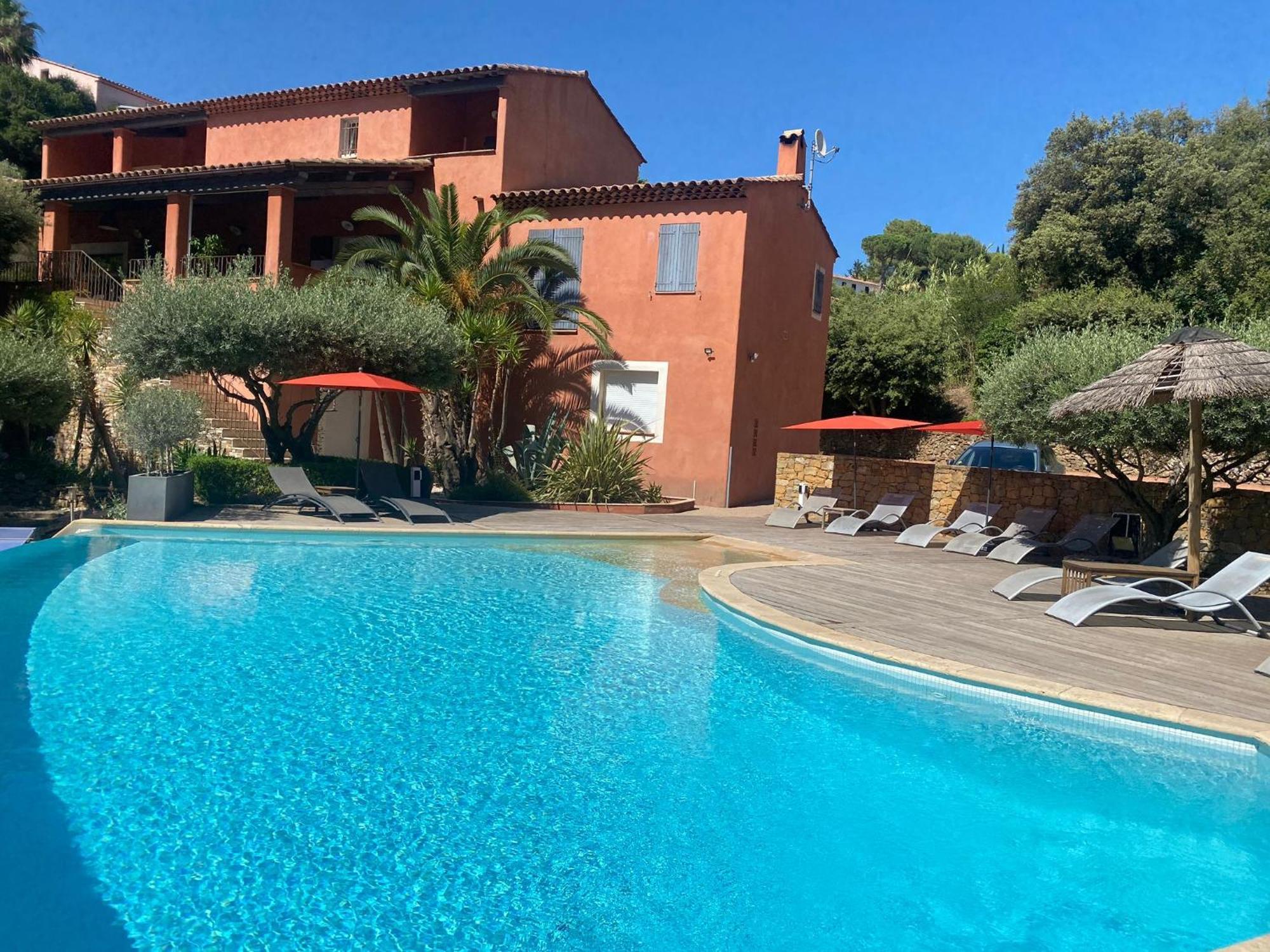 La Maison Du Castellet 르카스틀레 외부 사진