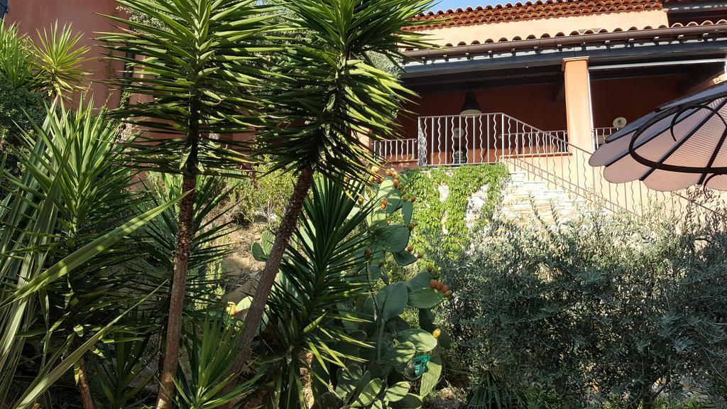 La Maison Du Castellet 르카스틀레 외부 사진