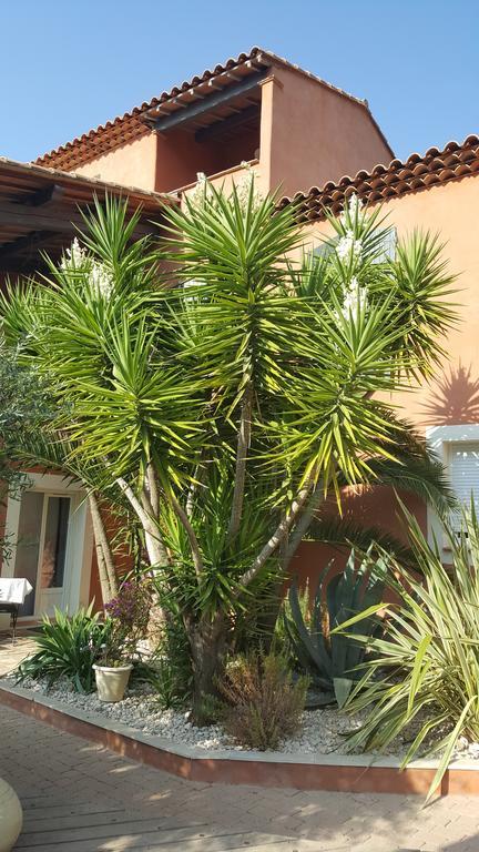 La Maison Du Castellet 르카스틀레 외부 사진